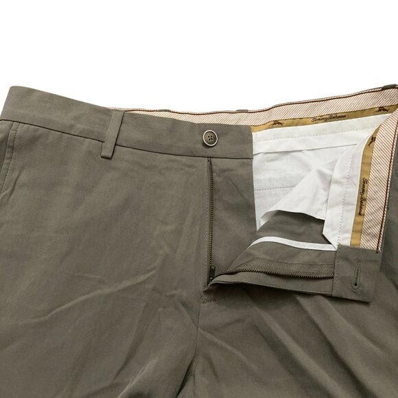 Tommy Bahama Shorts Mens Size 34 Flat Front 100% Silk Olive Green NEW - Picture 3 of 5